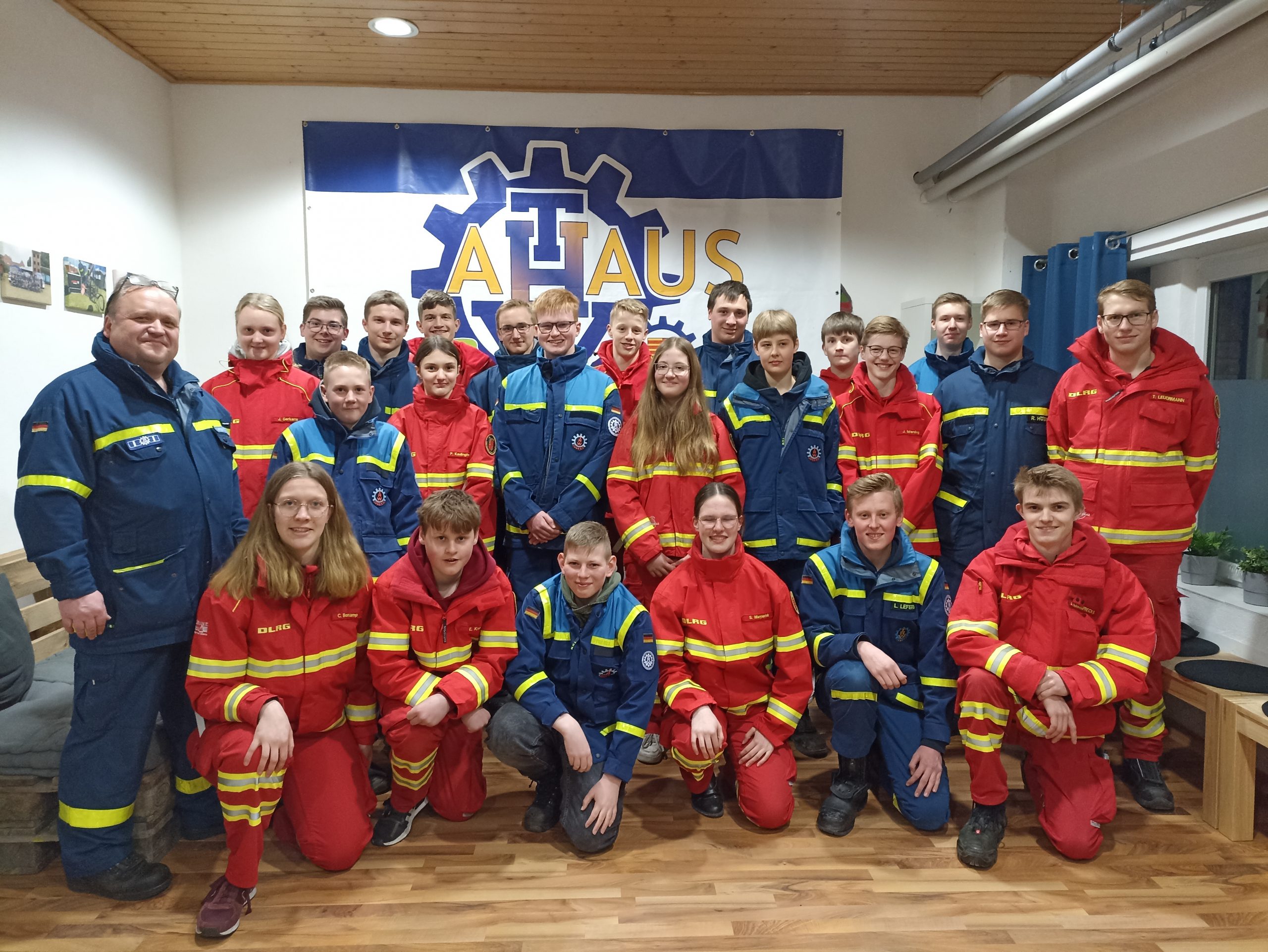 Besuch Des Jugend Einsatz Teams JET Der DLRG Ahaus THW Jugend Ahaus besuch-des-jugend-einsatz-teams-jet-der-dlrg-ahaus-thw-jugend-ahaus